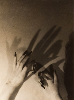 Lot 48 - JACQUES-HENRI LARTIGUE (1894–1986)