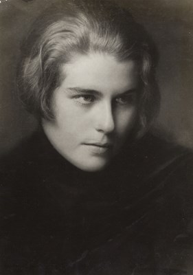 Lot 41 - TRUDE FLEISCHMANN (1895–1990)