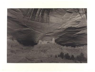 Lot 110 - KENRO IZU (*1949)