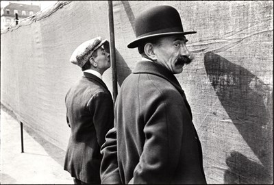 Lot 123 - HENRI CARTIER-BRESSON (1908–2004)