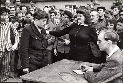 Lot 126 - HENRI CARTIER-BRESSON (1908–2004)