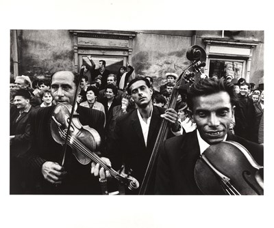 Lot 183 - JOSEF KOUDELKA (*1938)