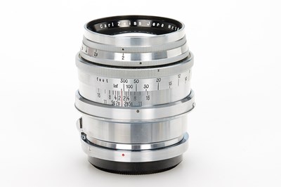 Lot 5 - Zeiss Ikon Contax II Outfit