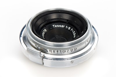 Lot 5 - Zeiss Ikon Contax II Outfit