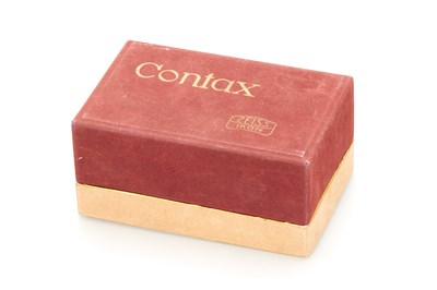 Lot 5 - Zeiss Ikon Contax II Outfit