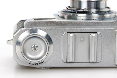 Lot 5 - Zeiss Ikon Contax II Outfit