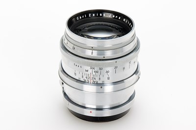 Lot 5 - Zeiss Ikon Contax II Outfit