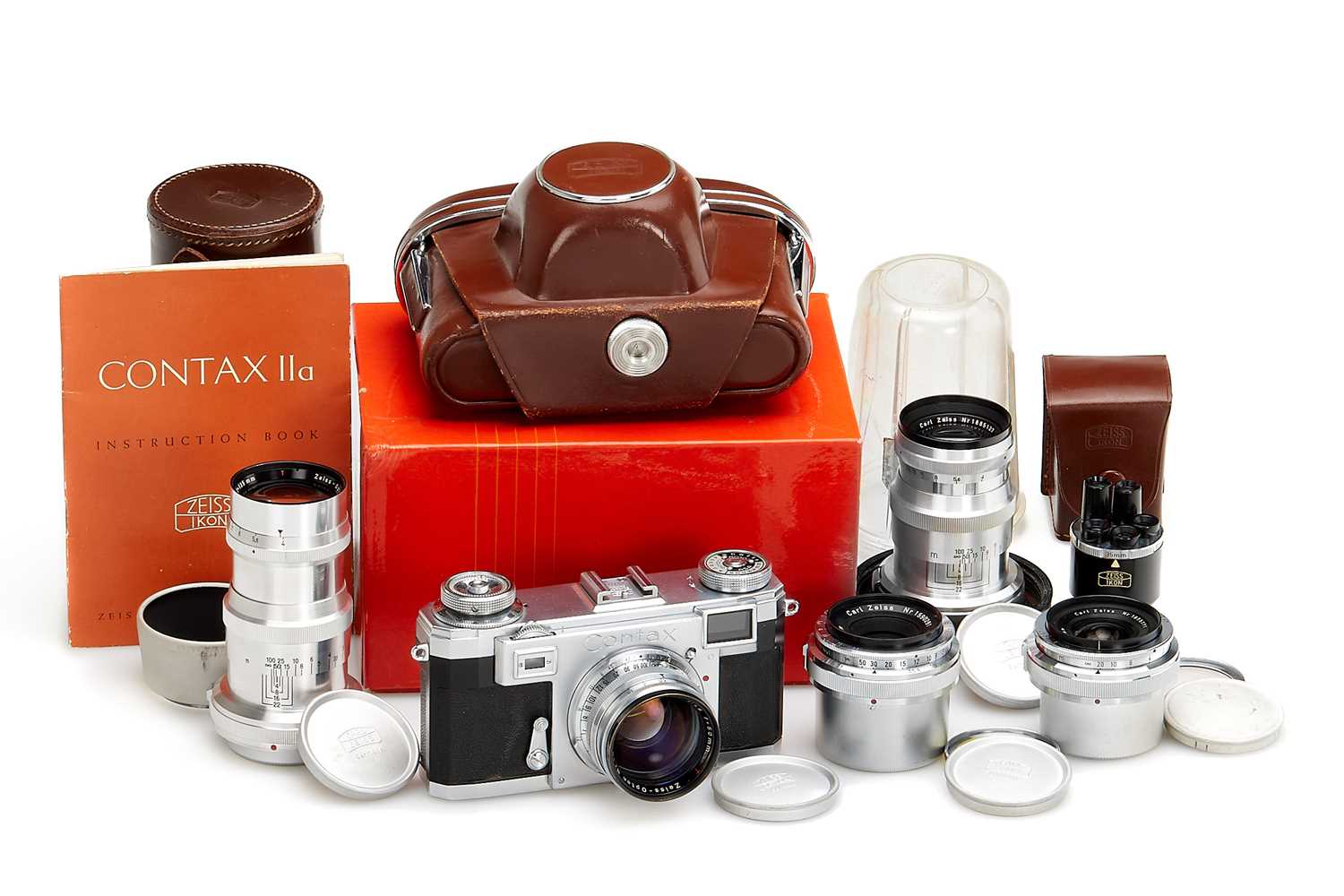 Lot 6 - Zeiss Ikon Contax IIa Outfit