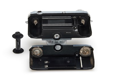 Lot 6 - Zeiss Ikon Contax IIa Outfit