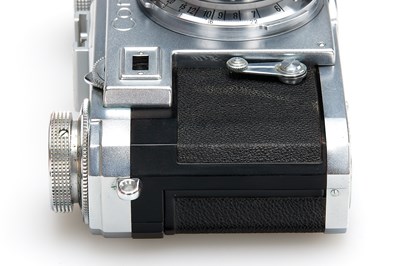 Lot 6 - Zeiss Ikon Contax IIa Outfit