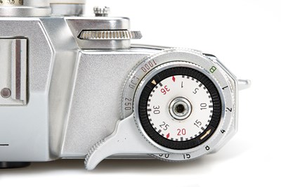 Lot 11 - Zeiss Ikon Contarex Bull's Eye + Planar 2/50mm