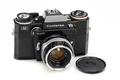 Lot 12 - Zeiss Ikon Contarex Super Black 1.Model + Planar 2/50mm