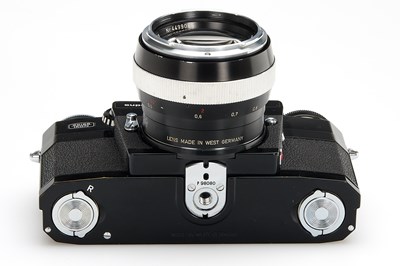 Lot 13 - Zeiss Ikon Contarex Super Black 2.Model + Planar 1.4/55mm