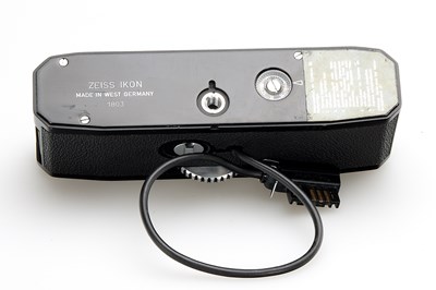 Lot 14 - Zeiss Ikon Contarex Electronic Motor Outfit