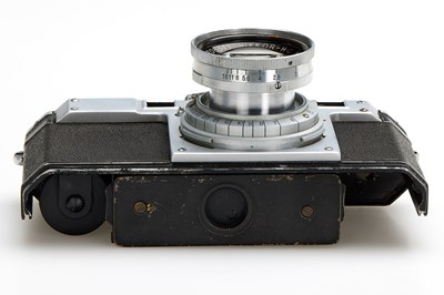 Lot 16 - Nikon I + Nikkor 2/5cm