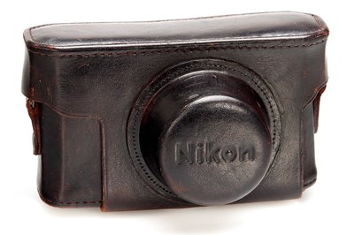 Lot 17 - Nikon M Outfit