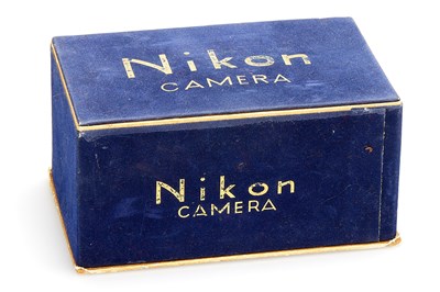 Lot 17 - Nikon M Outfit