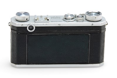 Lot 17 - Nikon M Outfit