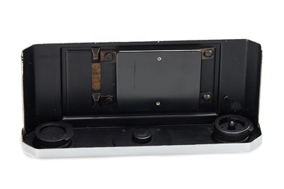 Lot 18 - Nikon S Outfit
