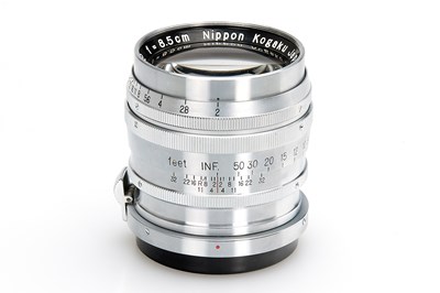 Lot 18 - Nikon S Outfit