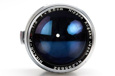 Lot 18 - Nikon S Outfit
