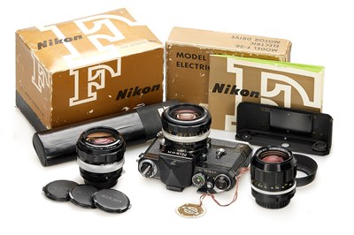 Lot 23 - Nikon F Eyelevel Black Motor Outfit