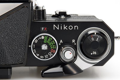 Lot 23 - Nikon F Eyelevel Black Motor Outfit