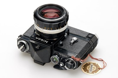Lot 23 - Nikon F Eyelevel Black Motor Outfit