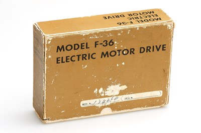 Lot 23 - Nikon F Eyelevel Black Motor Outfit