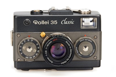 Lot 29 - Rollei 35 Classic Black 'Ian Parker'