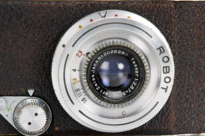 Lot 30 - Robot I + Tessar 2.8/3cm