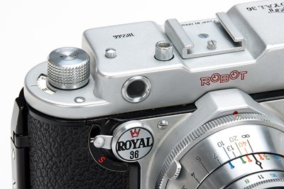 Lot 33 - Robot Royal 36 (Last model)