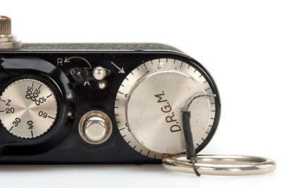 Lot 67 - Leica II Mod. D Black/Nickel + Hektor 2.5/5cm + RAPIDO Rapid Wind