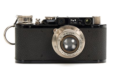 Lot 67 - Leica II Mod. D Black/Nickel + Hektor 2.5/5cm + RAPIDO Rapid Wind