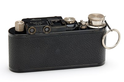 Lot 67 - Leica II Mod. D Black/Nickel + Hektor 2.5/5cm + RAPIDO Rapid Wind