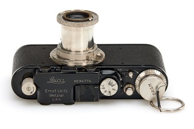 Lot 67 - Leica II Mod. D Black/Nickel + Hektor 2.5/5cm + RAPIDO Rapid Wind