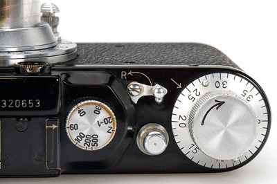 Lot 69 - Leica II Mod. D Black/Chrome Outfit