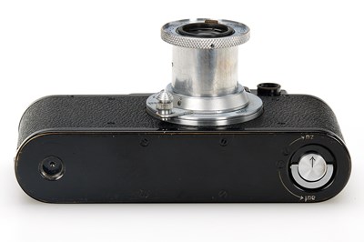 Lot 69 - Leica II Mod. D Black/Chrome Outfit