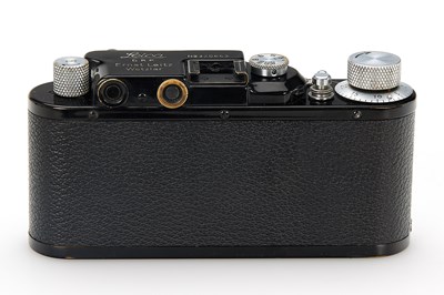 Lot 69 - Leica II Mod. D Black/Chrome Outfit