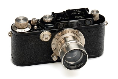 Lot 71 - Leica III Mod. F Black/Nickel + Summar 2/5cm Rigid