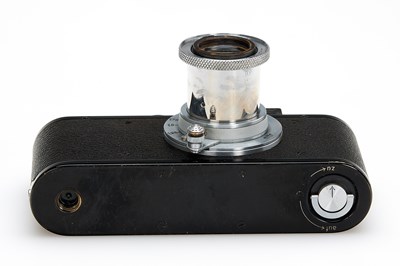 Lot 73 - Leica Standard Black/Chrome + Hektor 2.5/5cm Chrome