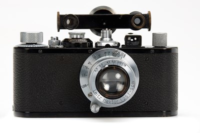Lot 73 - Leica Standard Black/Chrome + Hektor 2.5/5cm Chrome
