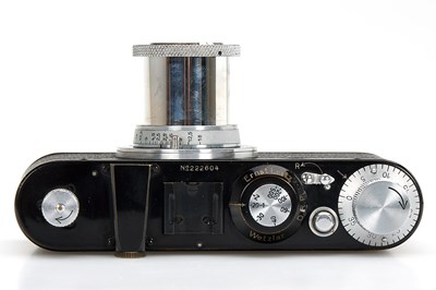 Lot 73 - Leica Standard Black/Chrome + Hektor 2.5/5cm Chrome