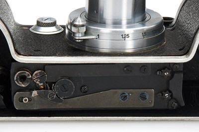 Lot 76 - Leica 250 GG motor-coupled + Summar 2/5cm