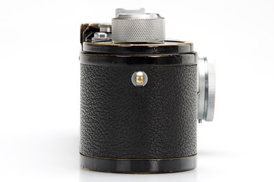 Lot 76 - Leica 250 GG motor-coupled + Summar 2/5cm