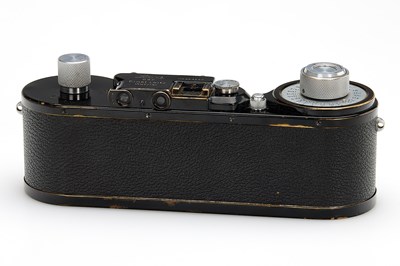 Lot 76 - Leica 250 GG motor-coupled + Summar 2/5cm