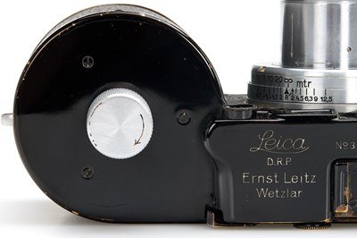 Lot 76 - Leica 250 GG motor-coupled + Summar 2/5cm