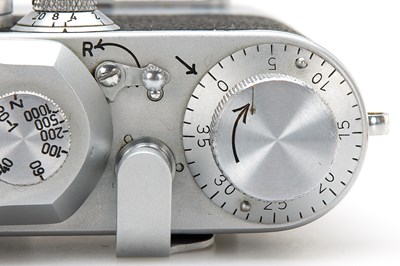 Lot 80 - Leica IIIb + MOOLY 2-Speed