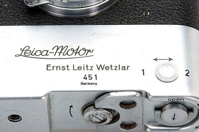 Lot 80 - Leica IIIb + MOOLY 2-Speed