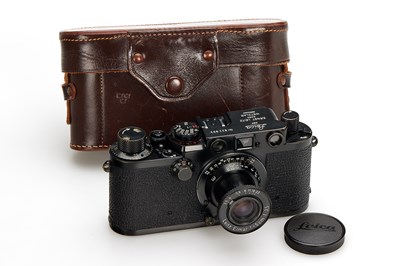 Lot 89 - Leica IIIf Black Paint 'Swedish Army'